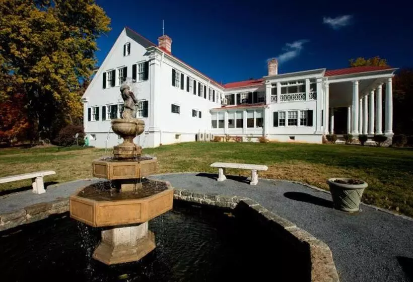 Retkeilymaja Historic Rosemont Manor