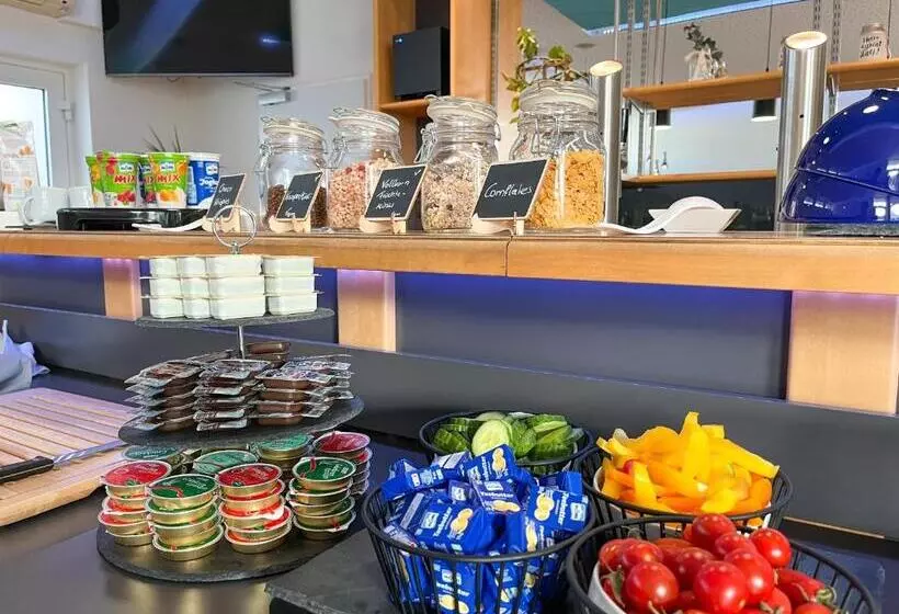 Aamiaismajoitus (B&B) Frühstückspension Ingrid