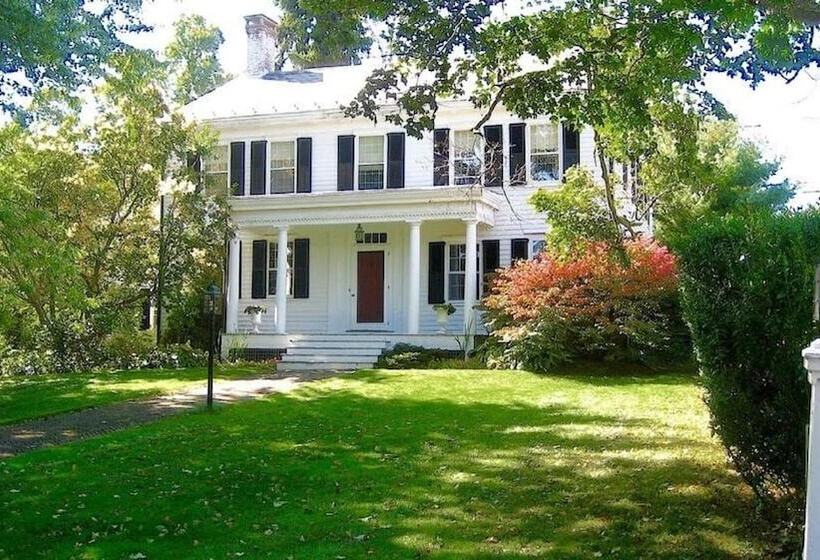 צימר Millbrook Country House