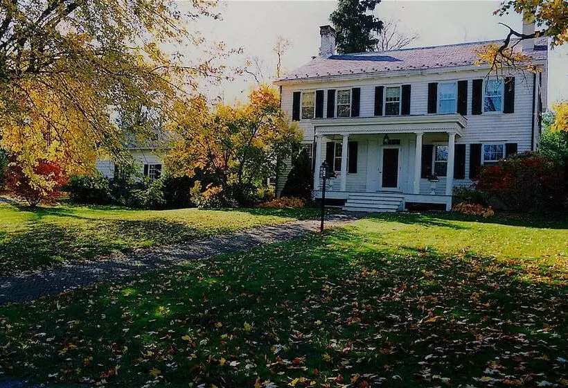 Aamiaismajoitus (B&B) Millbrook Country House