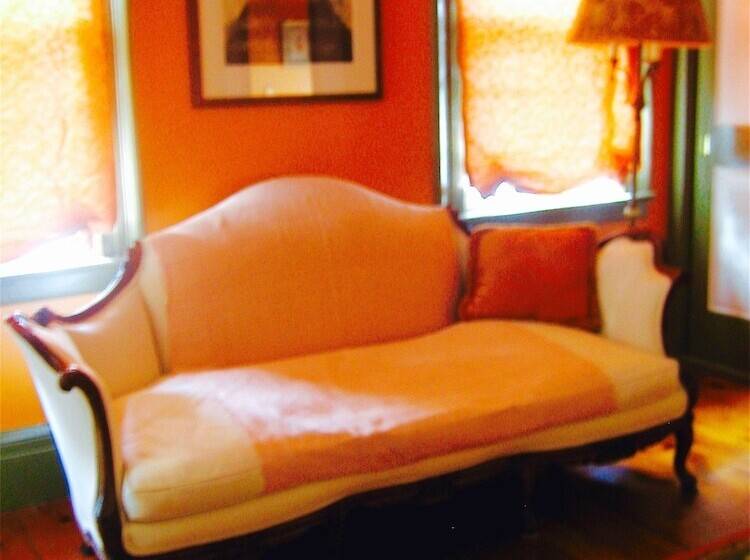 צימר Millbrook Country House