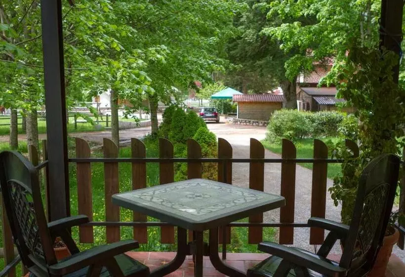 ホテル Agriturismo Falode