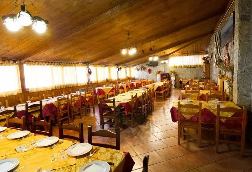 ホテル Agriturismo Falode