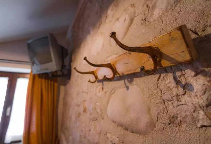 ホテル Agriturismo Falode