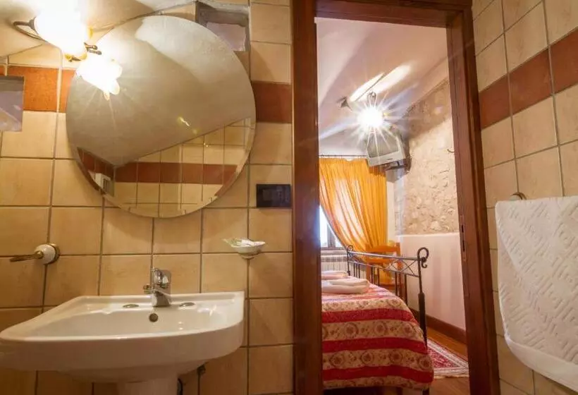 ホテル Agriturismo Falode