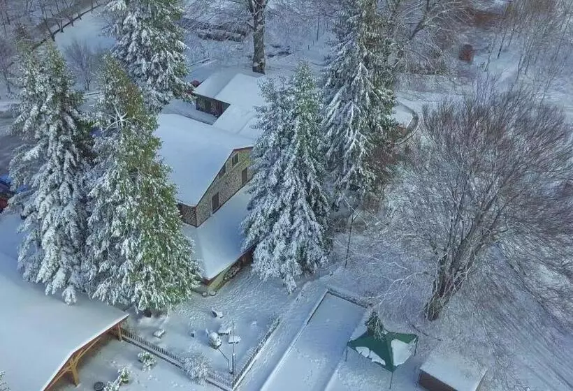 ホテル Agriturismo Falode