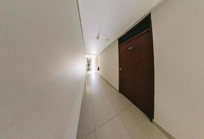 هتل El Dorado Inn