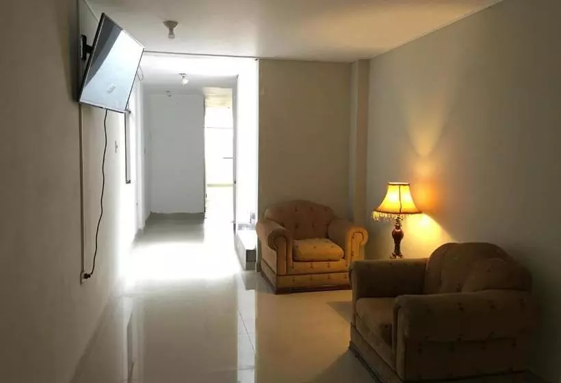هتل El Dorado Inn