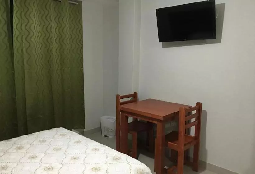 هتل El Dorado Inn