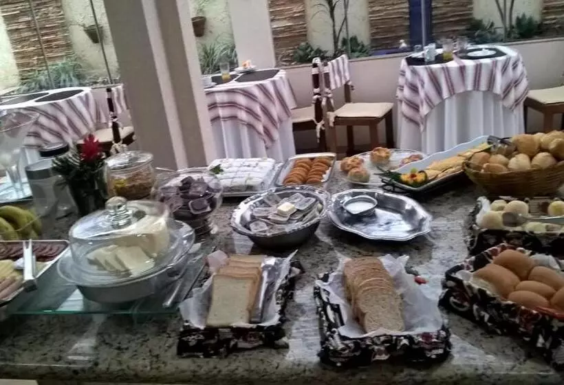 Hotelli Primavera Palace