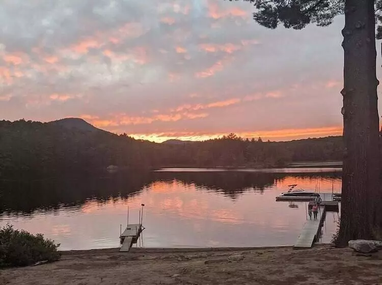 Hotelli The Long View Lodge