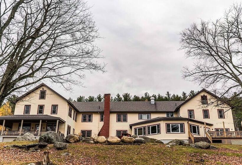 בית מלון כפרי The Long View Lodge