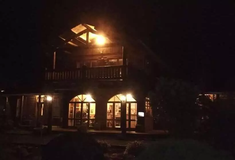 Motelli Mountain Heights Lodge