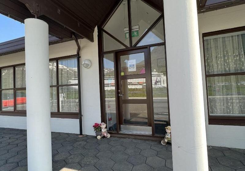 پانسیون Media Luna Guesthouse