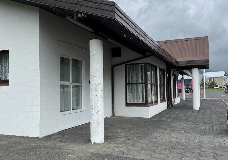 پانسیون Media Luna Guesthouse