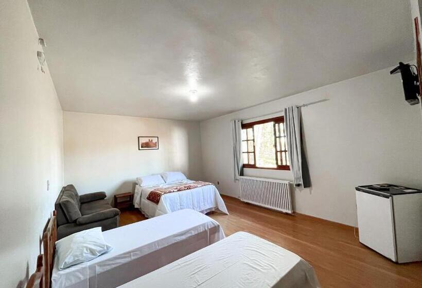 ペンション Pousada Caminhos Da Neve