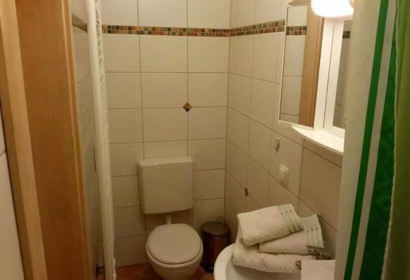 Pension Am Tor Zum Mainbogen