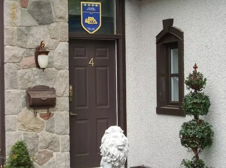 Retkeilymaja Aux Berges De L Ile Garth