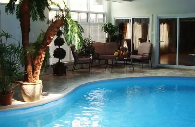 Retkeilymaja Aux Berges De L Ile Garth