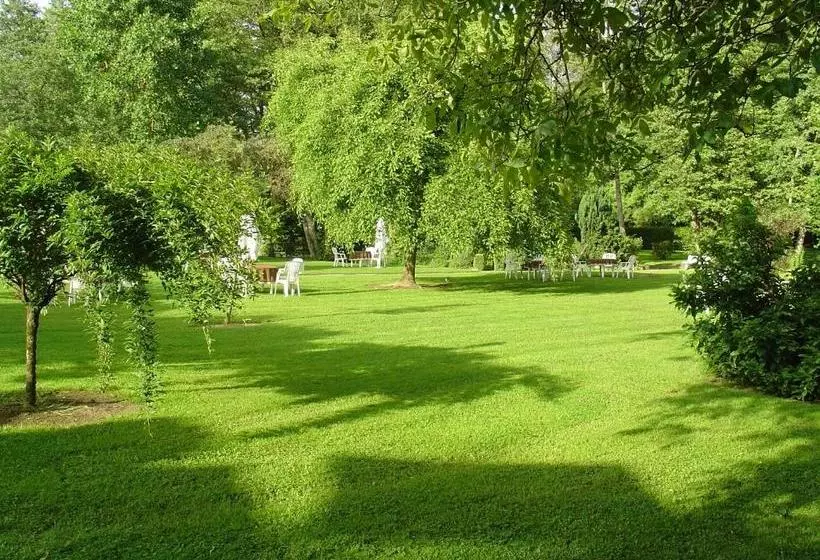 ユースホステル Le Ry D Ave