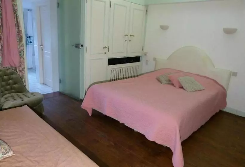 ユースホステル Le Ry D Ave