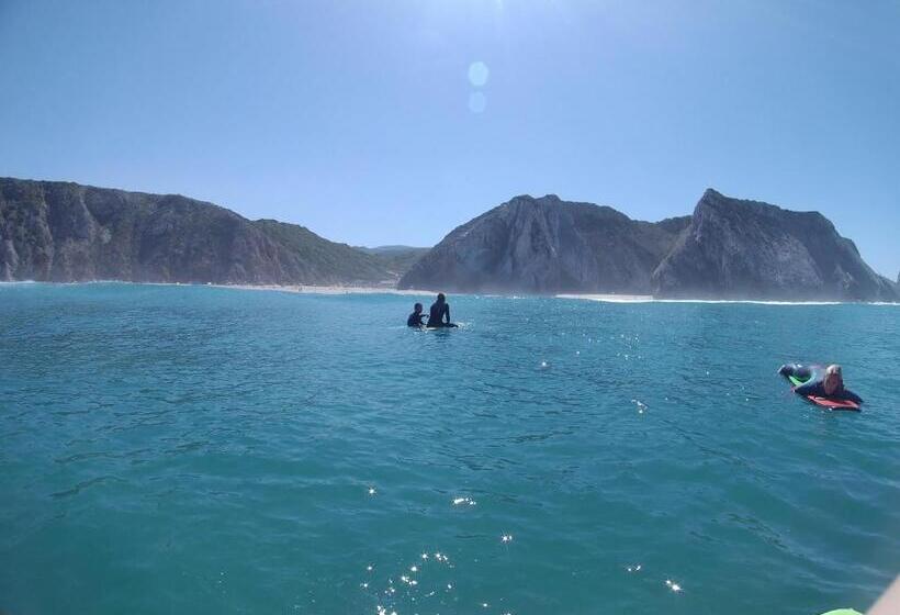 旅馆 Moby Dick Lodge