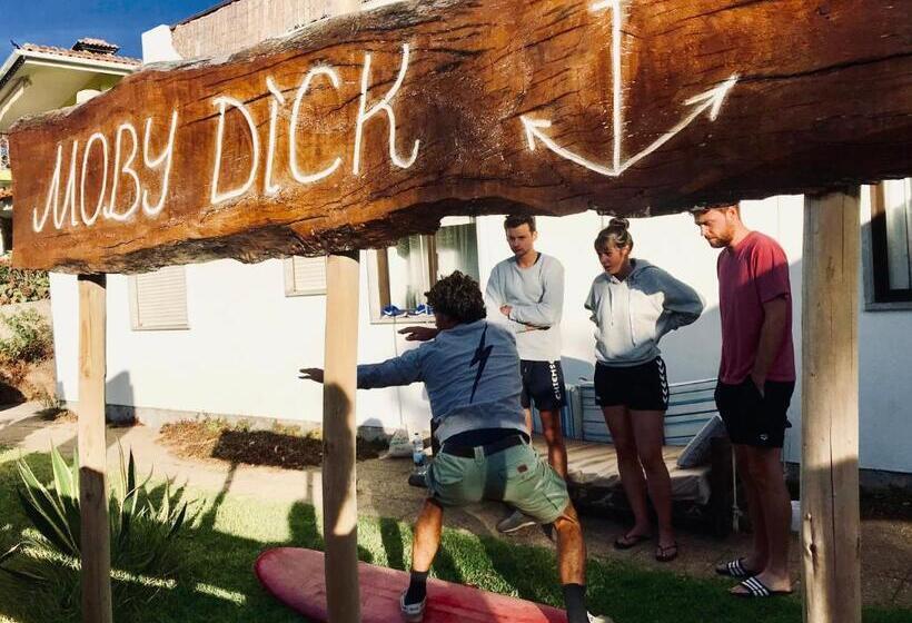 旅馆 Moby Dick Lodge