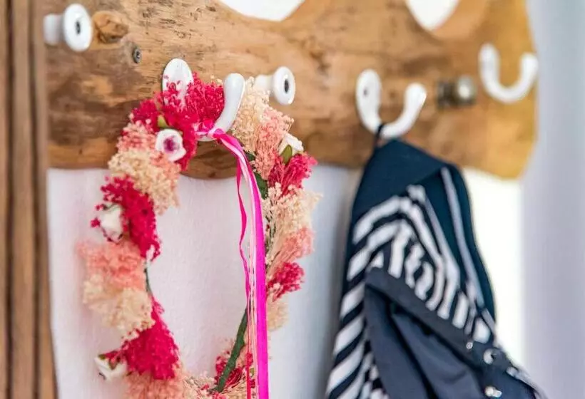 Retkeilymaja Moby Dick Lodge