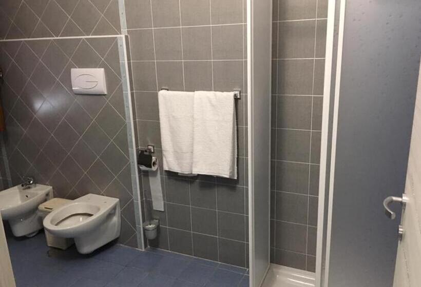 住宿加早餐  Be And Be