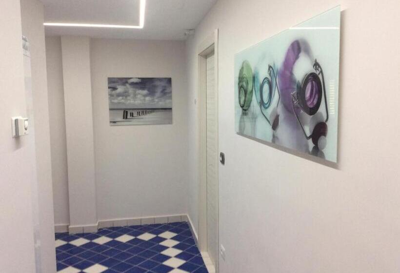 住宿加早餐  Be And Be