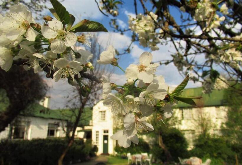 בית מלון כפרי Green Lantern Inn