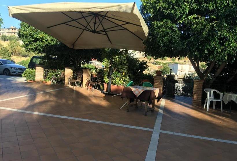 בית מלון כפרי Le Quattro Sorelle