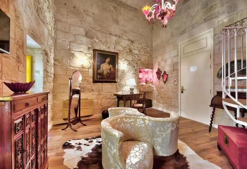 هتل Locanda La Gelsomina