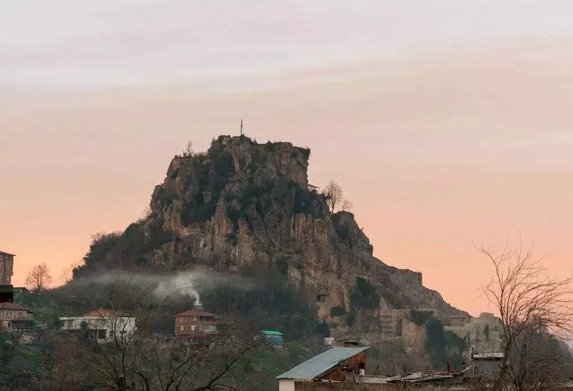 Hotel Ramada Resort By Wyndham Unye