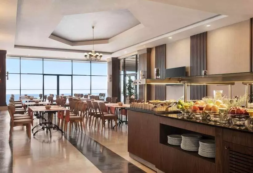 Hotel Ramada Resort By Wyndham Unye