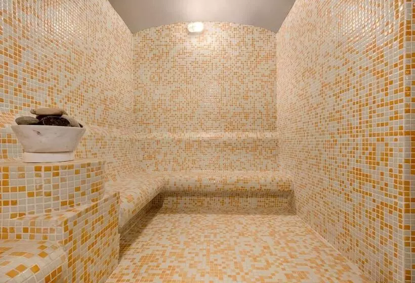 Hotel Ramada Resort By Wyndham Unye