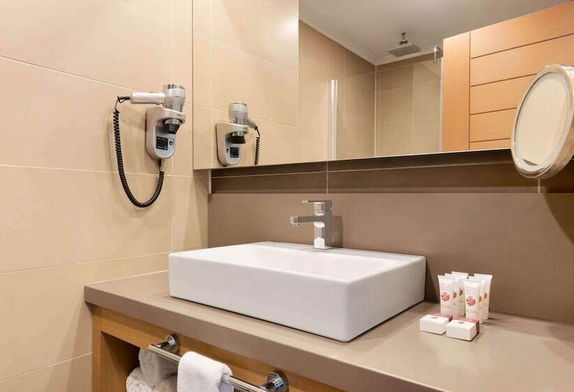 فندق Ramada Resort By Wyndham Unye