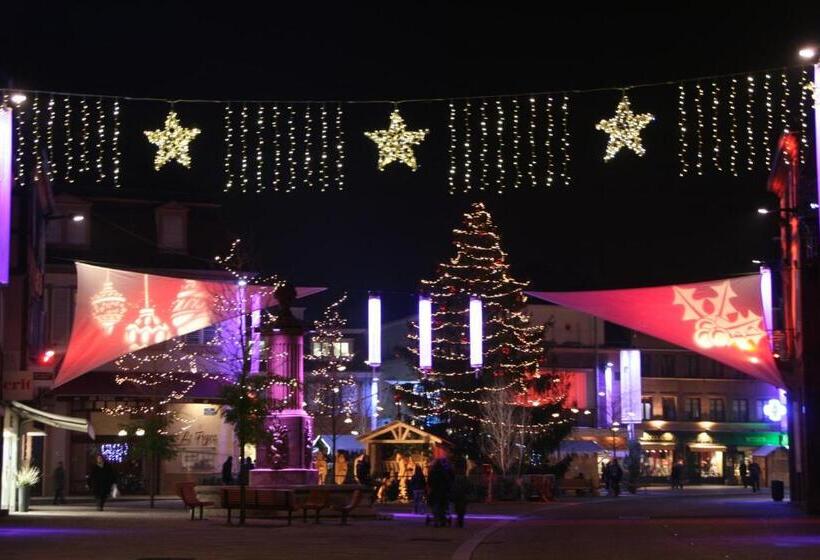 ホテル Restaurant La Tour Romaine   Haguenau   Strasbourg Nord