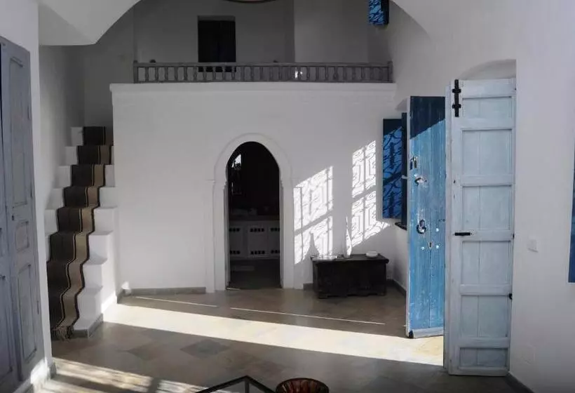 پانسیون Dar Ennour Djerbahood Erriadh