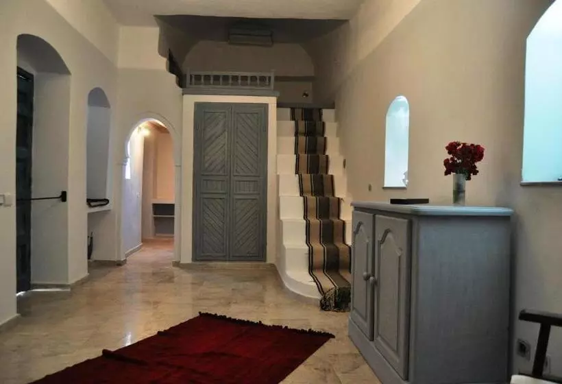 پانسیون Dar Ennour Djerbahood Erriadh