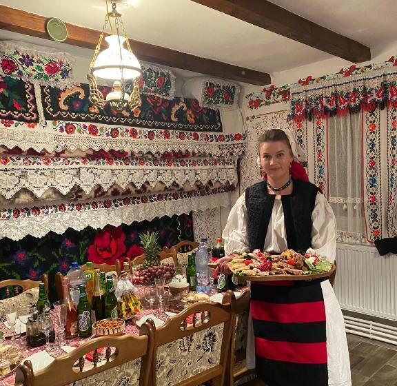 ペンション Floare De Maramures 1