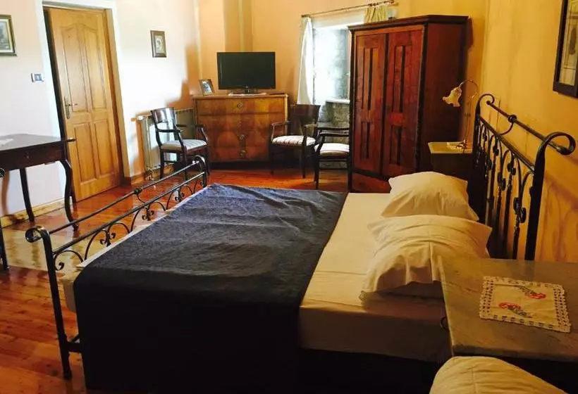 پانسیون Guesthouse Domacija Sajna