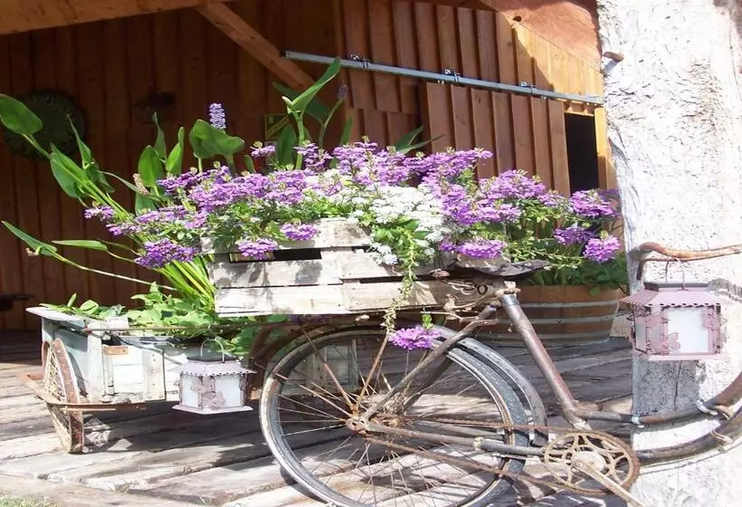 ペンション La Roulotte De La Vallée Du Lot