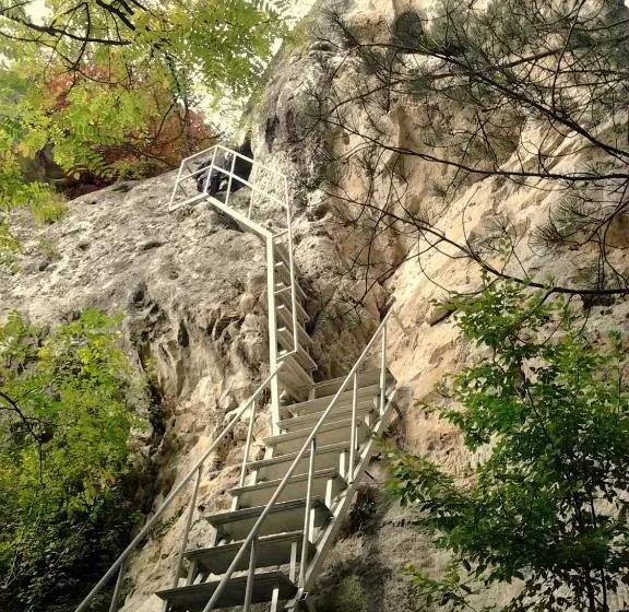 Majatalo Osmarski Houses