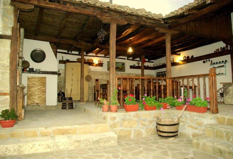 Пансион Osmarski Houses