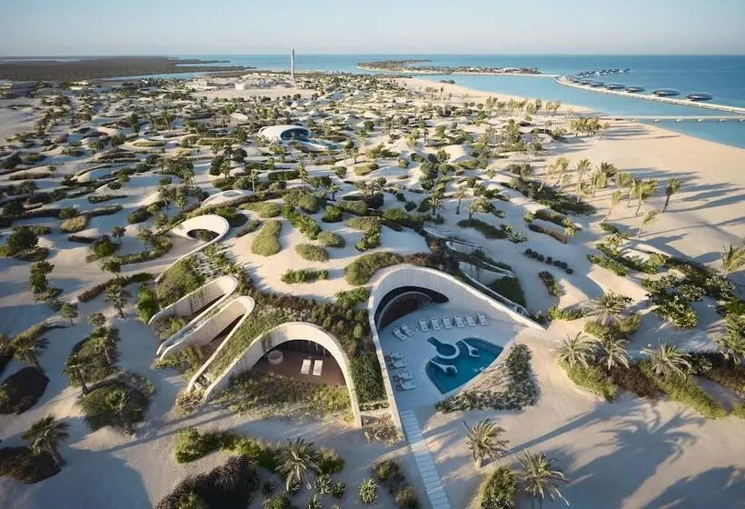 هتل Shebara Resort