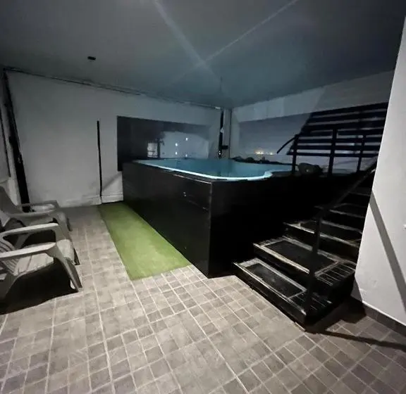 Hotelli Plaza Room