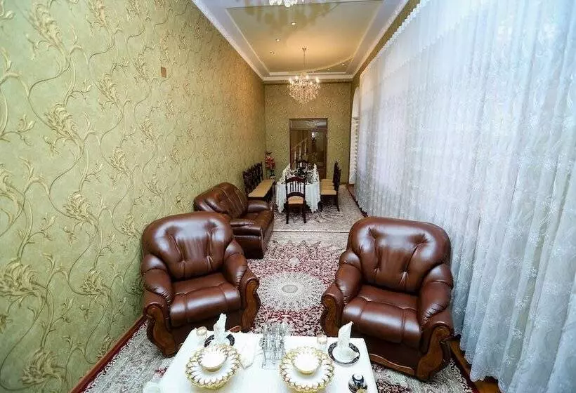 تختخواب و صبحانه Kurush