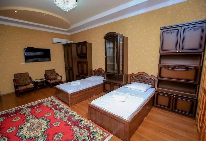 تختخواب و صبحانه Kurush