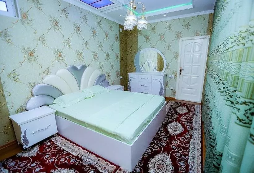 تختخواب و صبحانه Kurush